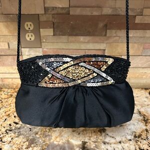 Elegant Black and Gold Sequin Evening Bag